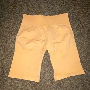 LAZULI BIKE SHORTS - orange/coral color